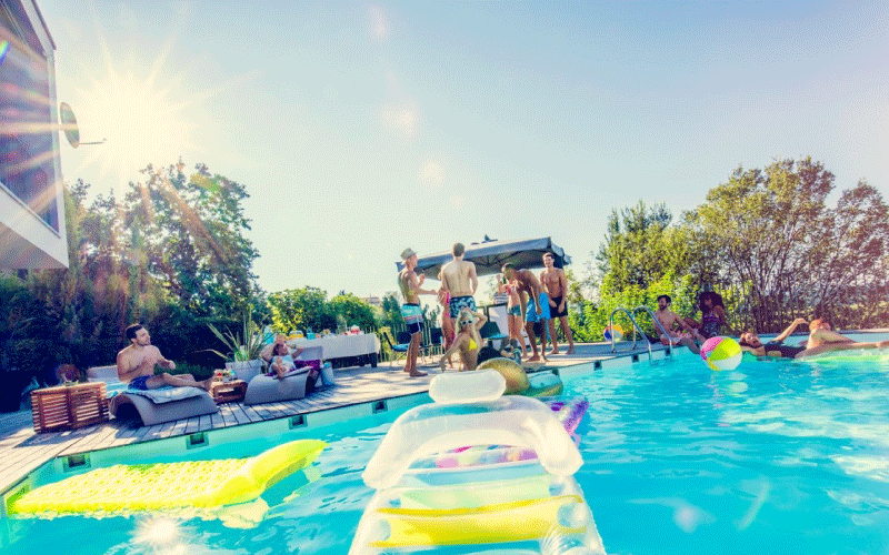 How-to-Host-the-Ultimate-Pool-Party-by-Remonda