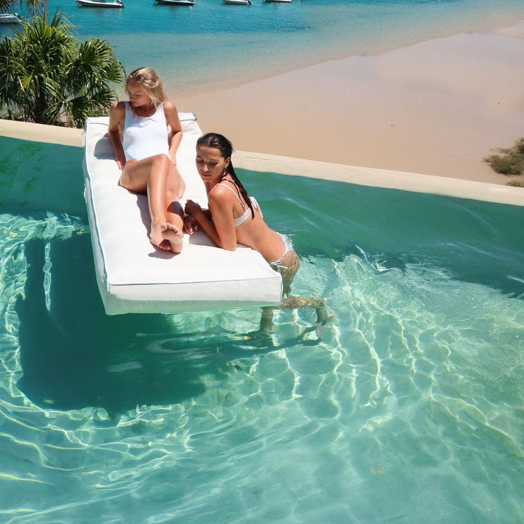 Custom concrete swimming pool and outdoor living by Blue Haven Pools