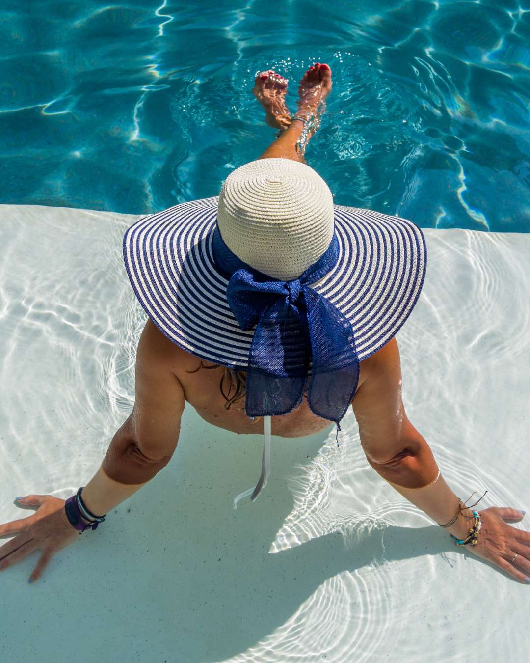 Outdoor family lifestyle and poolside living inspiration