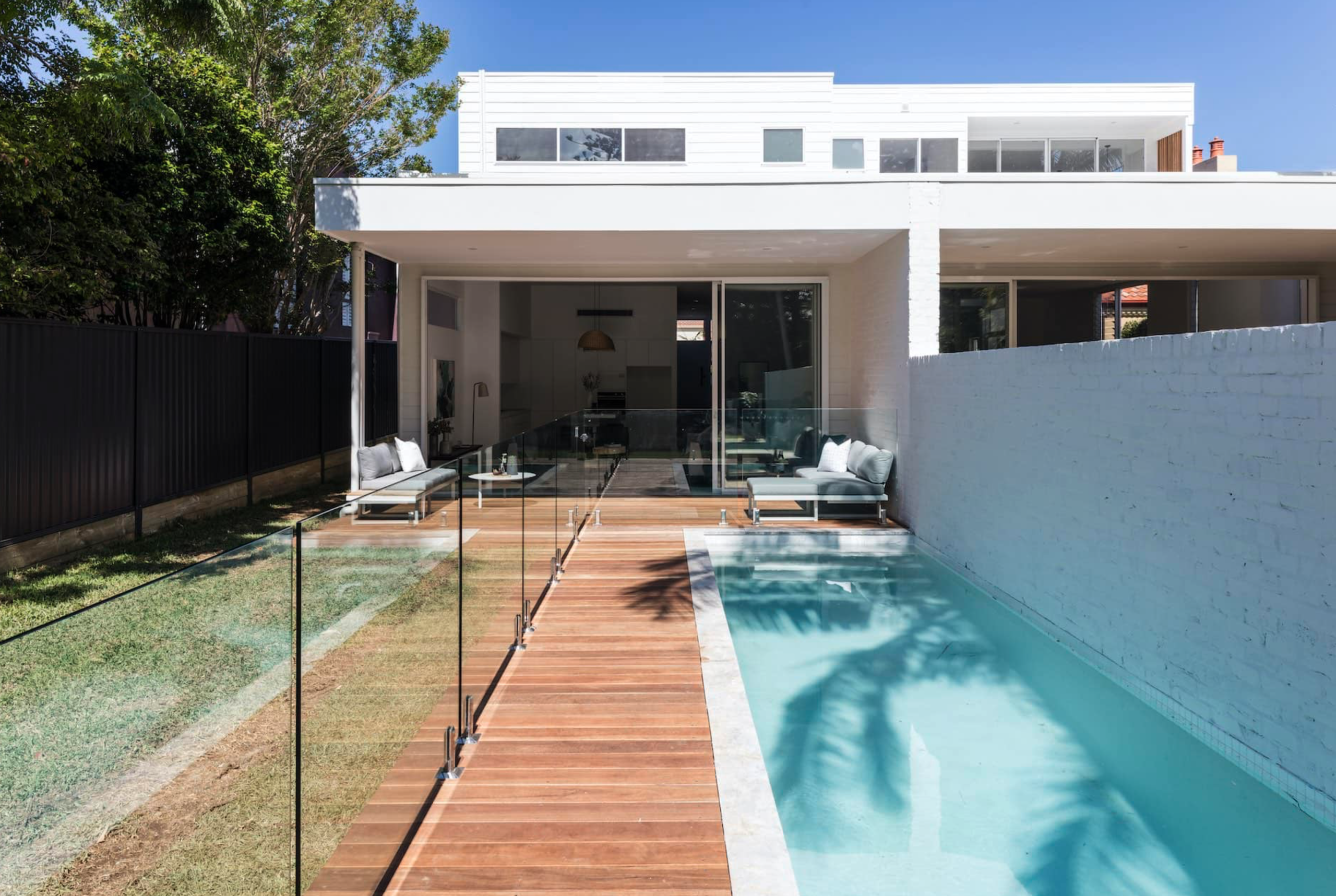 Contemporary swimming pool design for a Sutherland Shire home